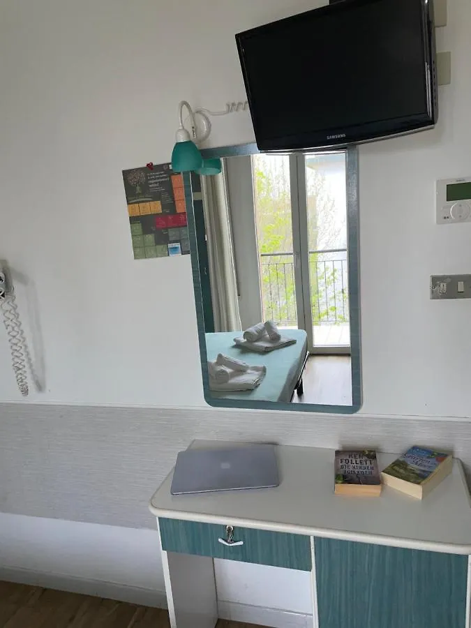 ***  Hotel Urania Nuova Gestione Rimini Italien