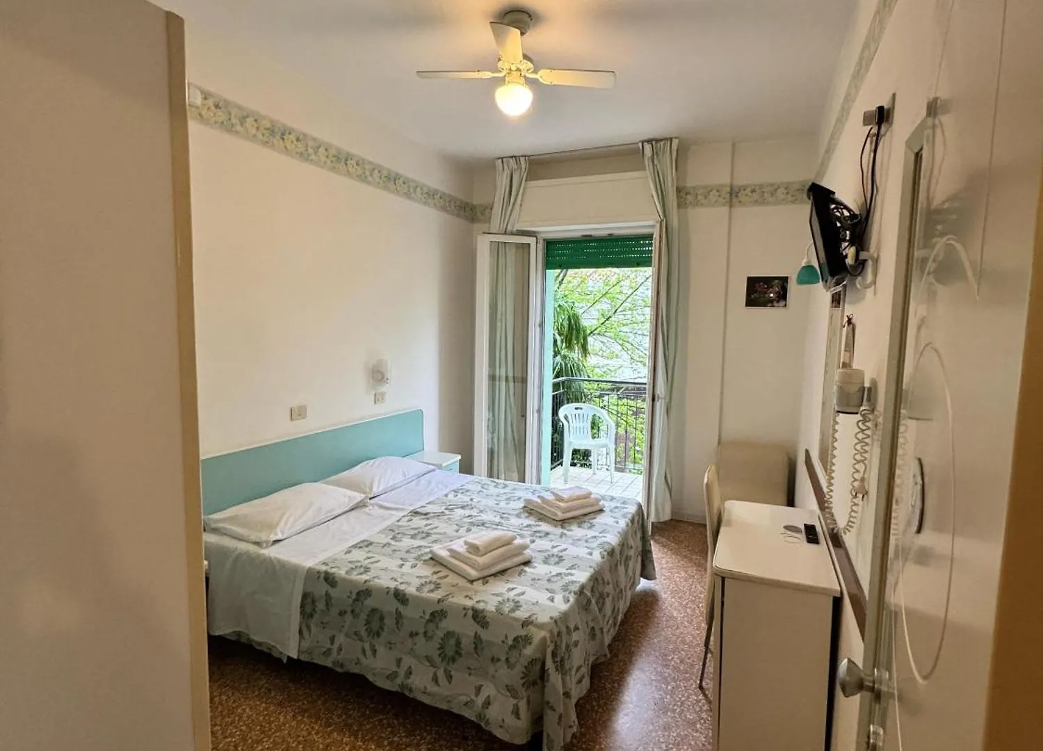 Hotel Urania Nuova Gestione Rimini Italien