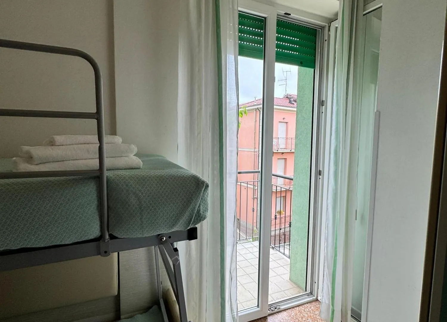***  Hotel Urania Nuova Gestione Rimini Olaszország